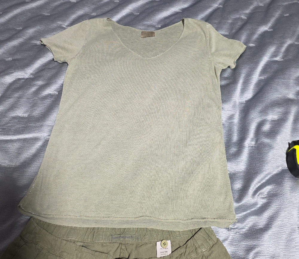 Sans Souci Light Green Short Sleeve Tee